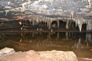 Terra Ronca - Caverna Angélica - Lago subterrâneo