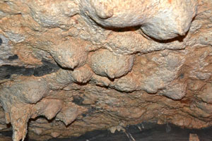 Terra Ronca - Caverna Angélica - Formação no formato de seios