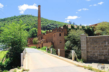 Bento Gonçalves - Caminhos de Pedra - Castelo da destilaria Busnello