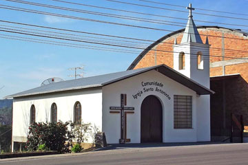 Bento Gonçalves - Caminhos de Pedra - Igreja Santo Antoninho<br /><span>Crédito: panoramio.com</span>