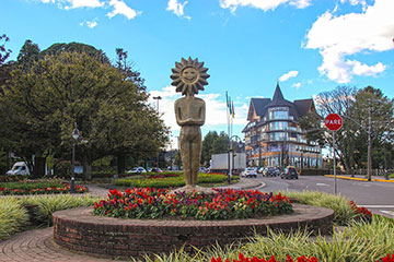 Gramado - Kikito - Praça das Bandeiras