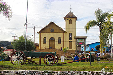 Jaquirana - Praça da Matriz e Igreja São Sebastião
