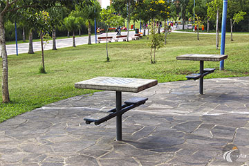 Porto Alegre - Parque Germânia - Mesas para jogos