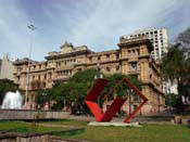 São Paulo - Centro Histórico - Praça da Sé - Monumento 'O Diálogo'